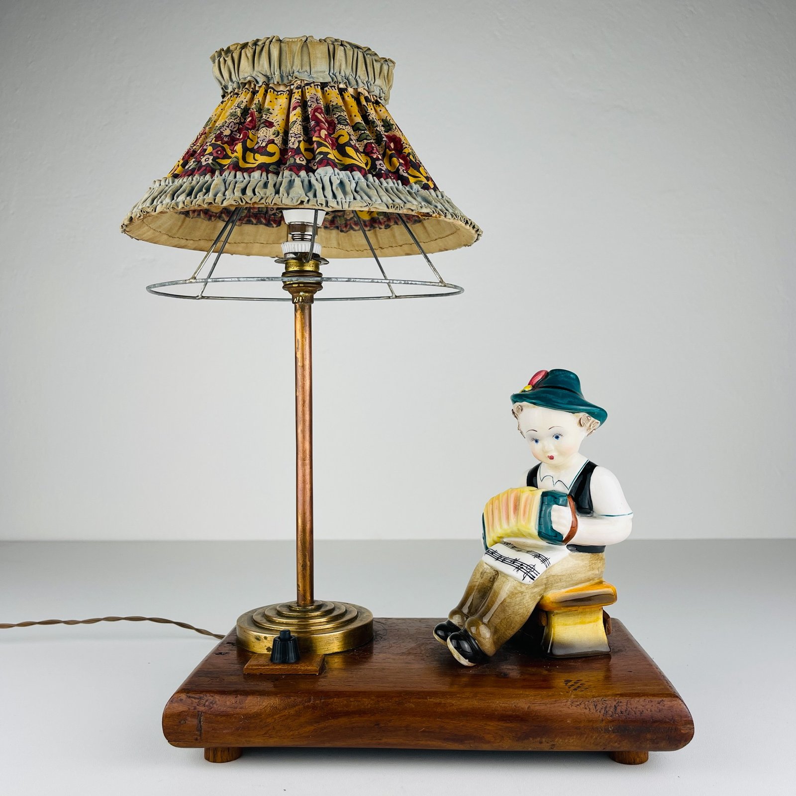 Antique table lamp, Italy, 1930s