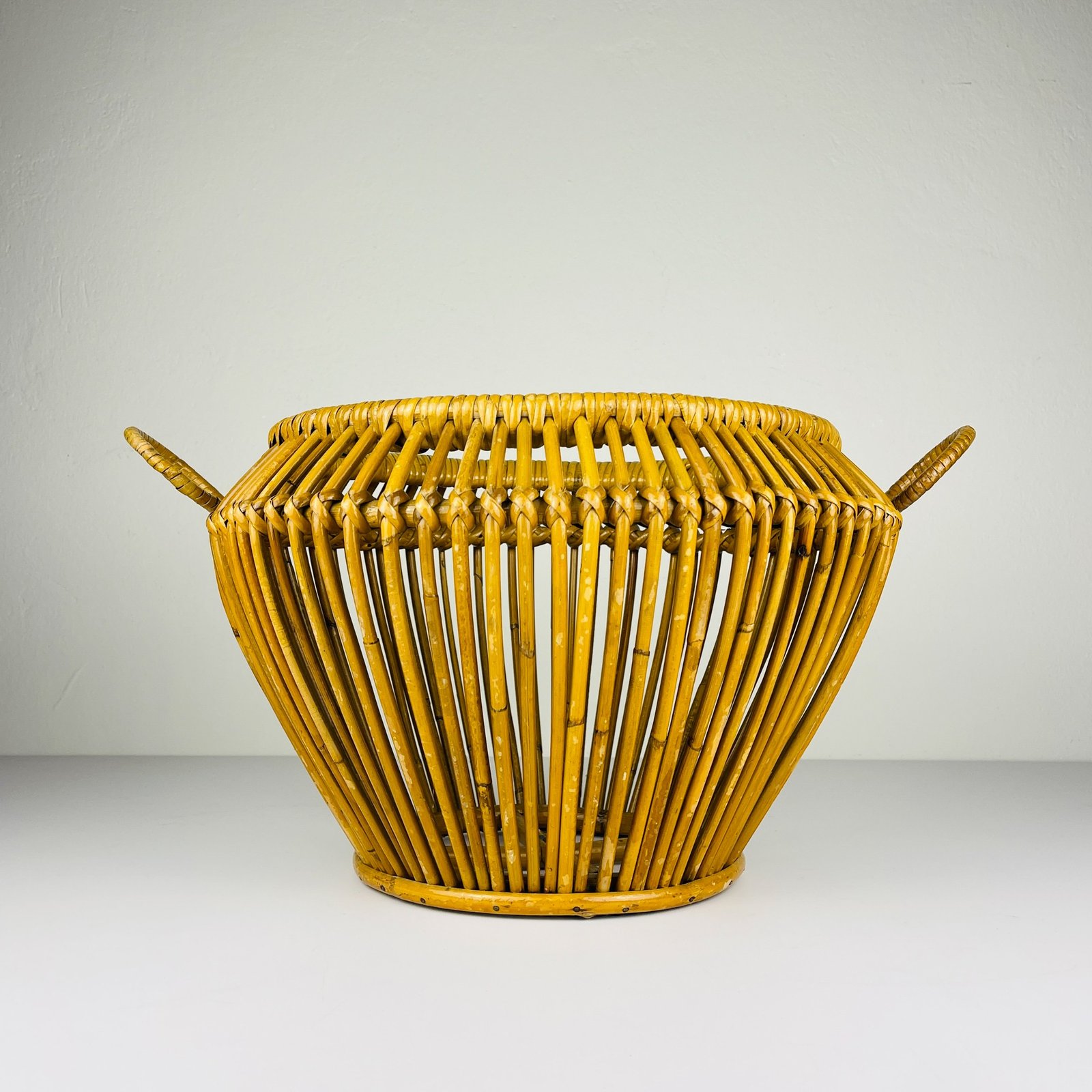 Vintage rattan basket, Italy 1960s