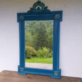 Staro leseno ogledalo