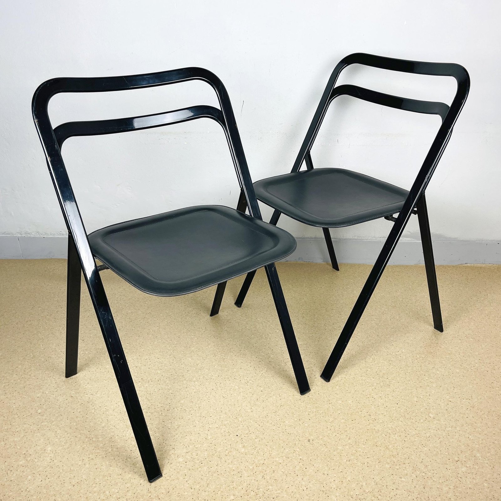 Set of 2 Italian Folding Chairs by Giorgio Cattelan for Cidue, 1970s Mid-century design chair Italian modern Set dining chair