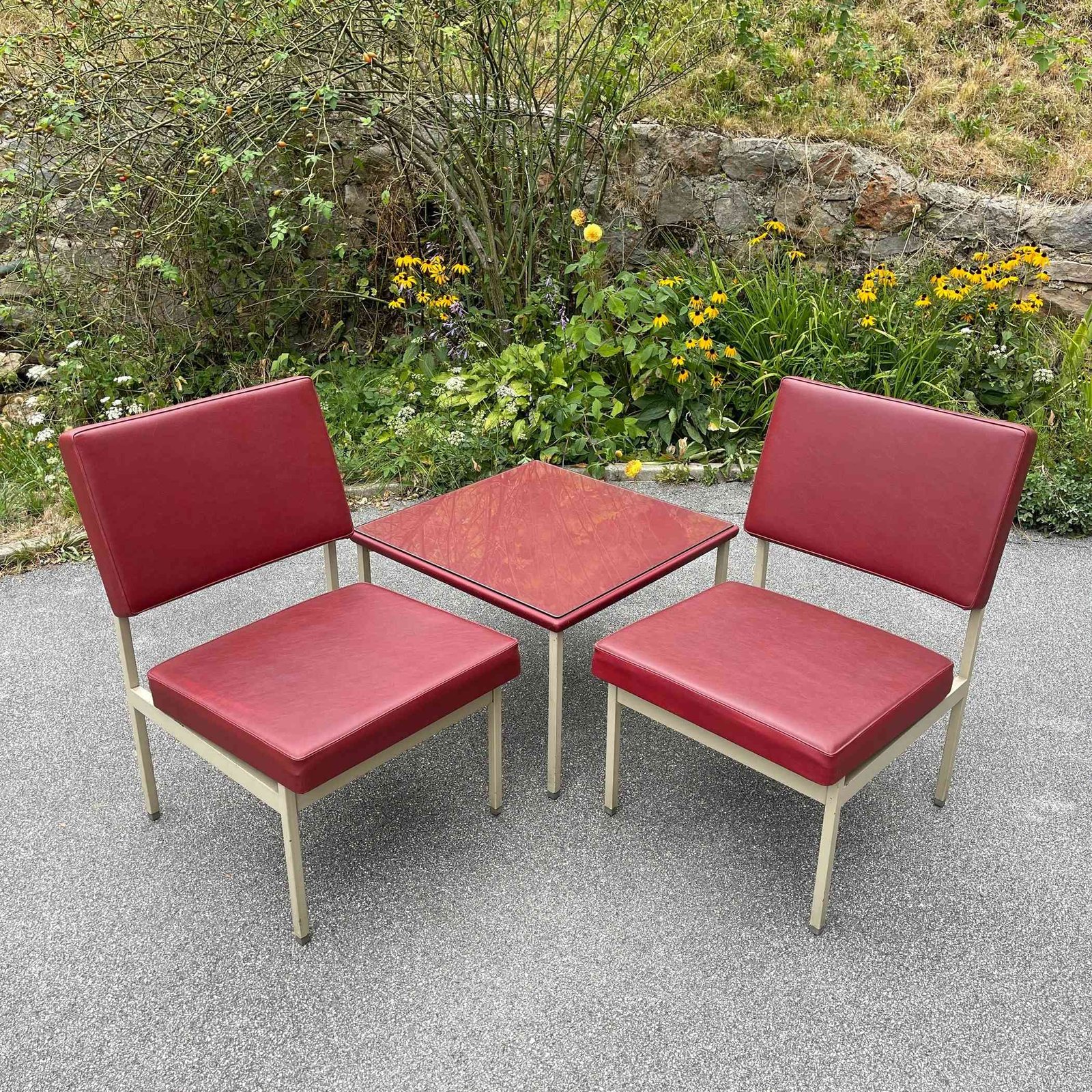 Set of 2 lounge chairs and coffee table by Anonima Castelli Italy 1950s Mid-century italian modern Rare vintage furniture