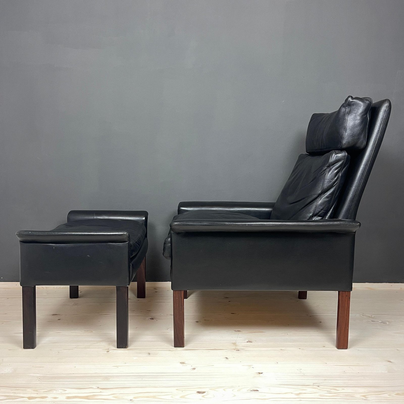Hans Olsen lounge chair and ottoman mod. 500 for Vatne Møbler Denmark 1960s